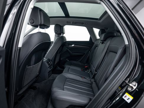 Certified 2023 Audi Q5 2.0T Premium w/ Convenience Package image 14