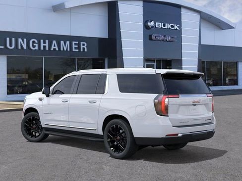 New 2026 GMC Yukon XL Elevation image 3