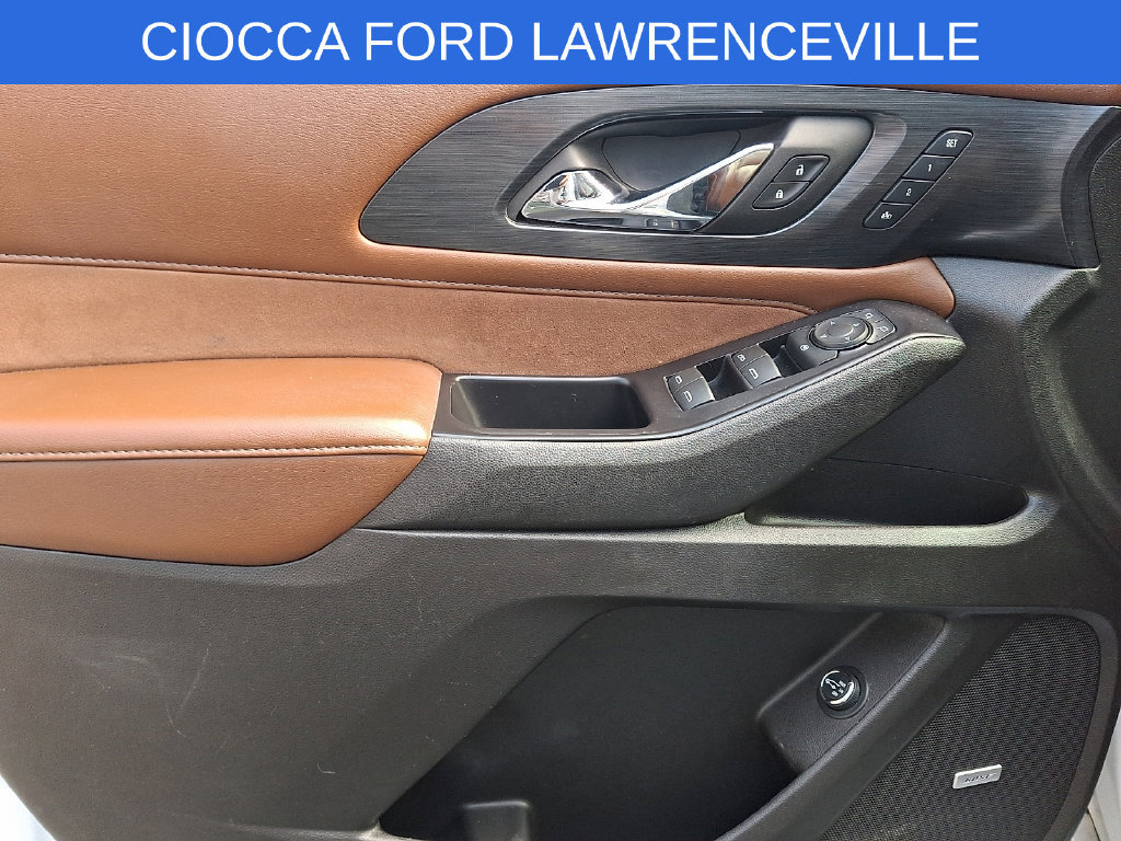 Used 2018 Chevrolet Traverse High Country AWD/4WD image 15