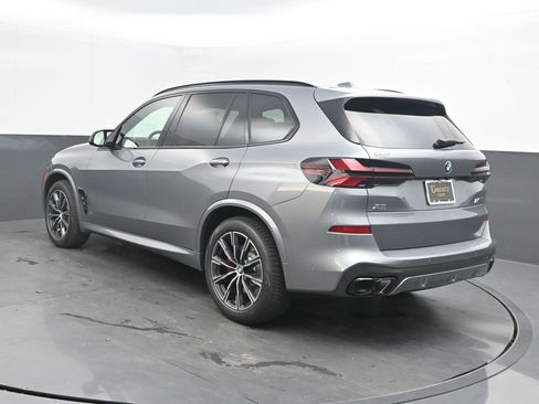 New 2026 BMW X5 M60i image 3