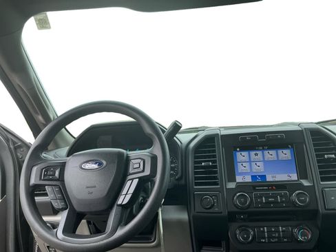 Used 2018 Ford F150 XL w/ Equipment Group 101A Mid AWD/4WD image 10