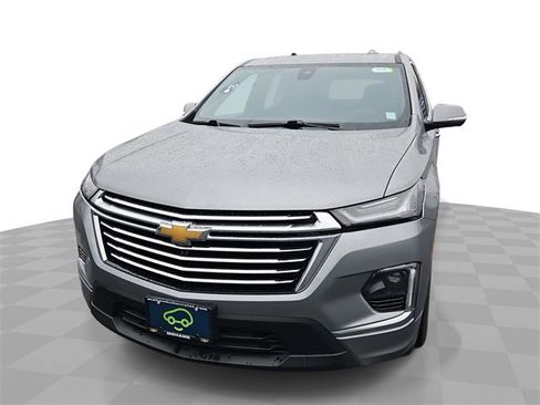 Certified 2023 Chevrolet Traverse Premier w/ LPO, Floor Liner Package image 1