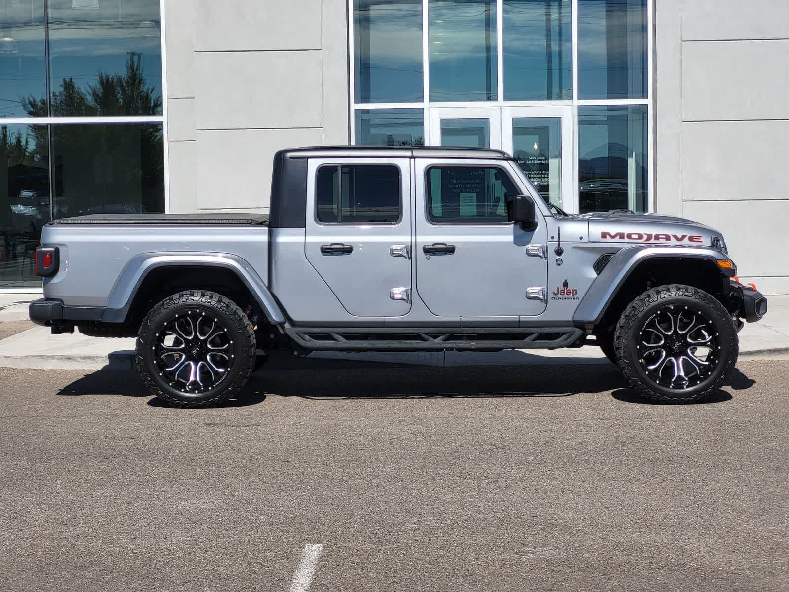 Used 2020 Jeep Gladiator Mojave w/ Trailer Tow Package AWD/4WD image 4