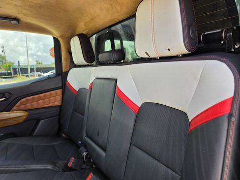 Used 2024 GMC Canyon AT4X w/ AT4X AEV Edition AWD/4WD image 14