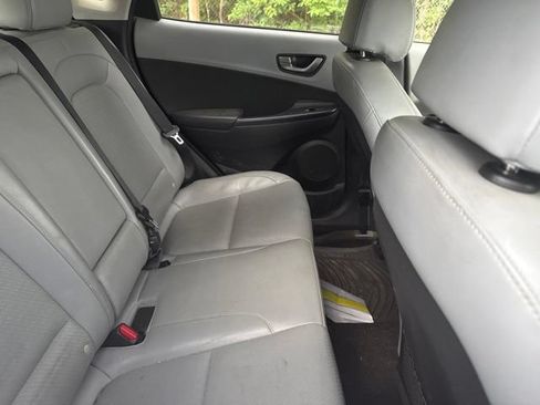 Used 2018 Hyundai Kona Limited AWD/4WD image 13