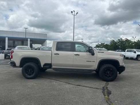 New 2026 Chevrolet Silverado 2500 ZR2 w/ LPO, Dark Essentials Package AWD/4WD image 2