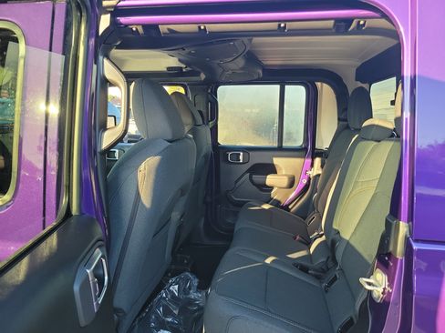 New 2026 Jeep Gladiator Sport image 6