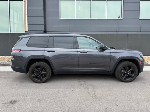 Used 2023 Jeep Grand Cherokee L Laredo AWD/4WD image 2