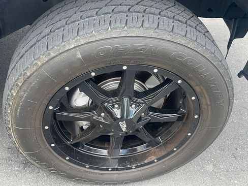Used 2014 Ford F150 XLT w/ Equipment Group 302A Luxury RWD image 15