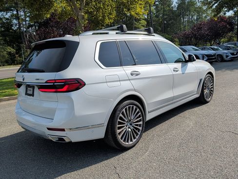 Used 2023 BMW X7 xDrive40i w/ Executive Package AWD/4WD image 5