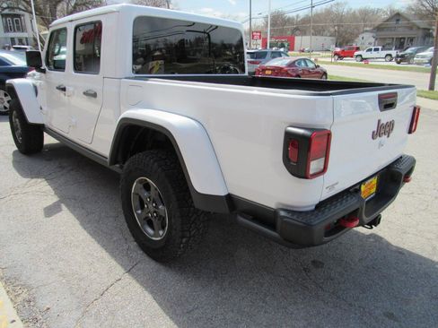 Used 2023 Jeep Gladiator Rubicon w/ Cold Weather Group image 11