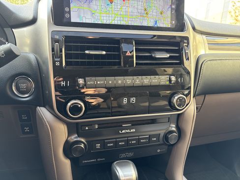 Used 2023 Lexus GX 460 Premium image 30