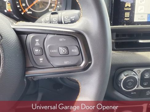 Used 2024 Jeep Wrangler Unlimited Sport AWD/4WD image 19