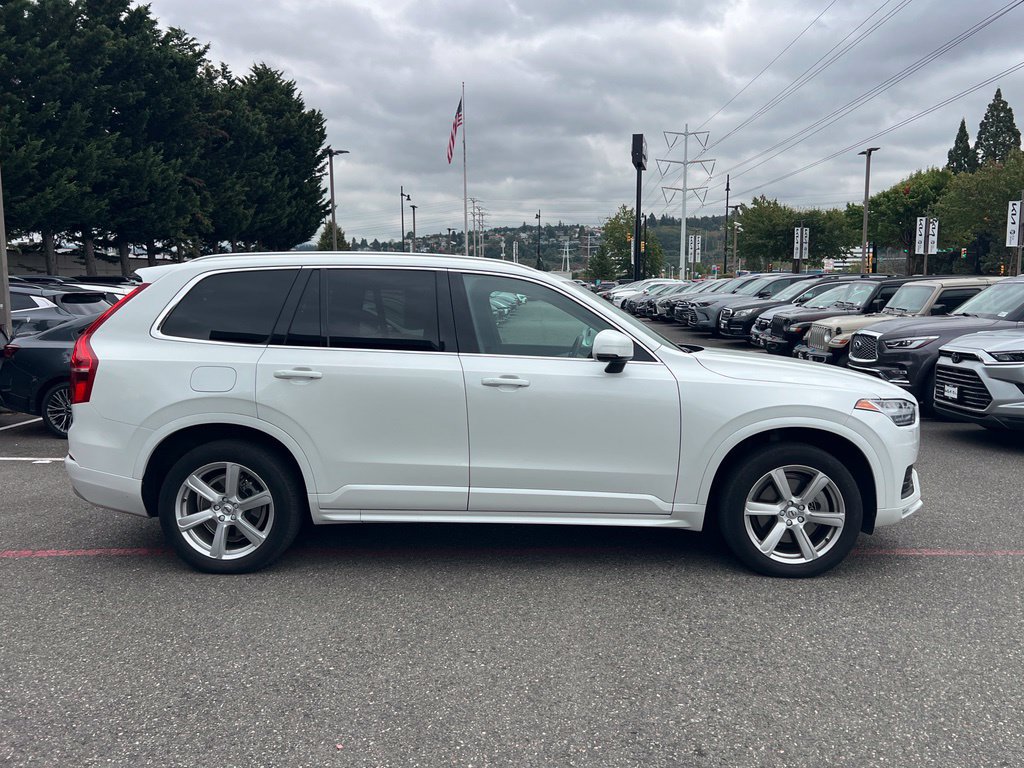 Used 2022 Volvo XC90 T5 Momentum AWD/4WD image 8