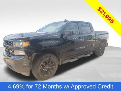 Used 2019 Chevrolet Silverado 1500 Custom w/ Custom Value Package image 1