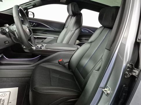 New 2026 Cadillac Lyriq Premium Luxury image 19