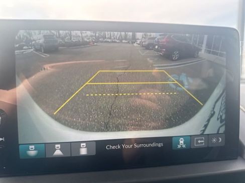 New 2025 Honda Pilot Touring image 23