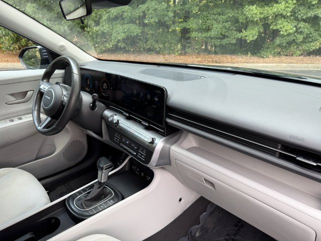 Used 2024 Hyundai Kona SEL AWD/4WD image 39