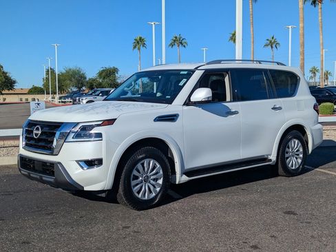 Certified 2024 Nissan Armada SV image 2