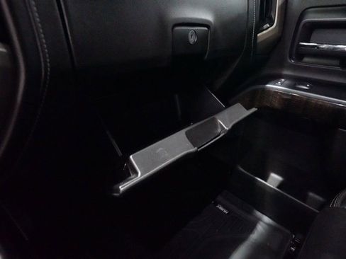 Used 2015 GMC Sierra 1500 Denali w/ Driver Alert Package AWD/4WD image 28