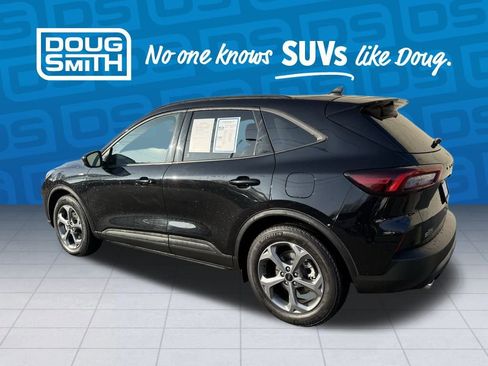 Used 2025 Ford Escape ST-Line image 2