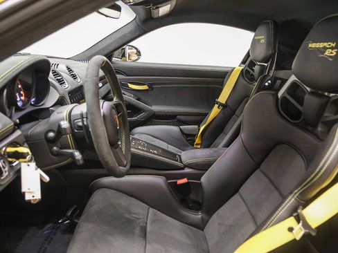 Certified 2024 Porsche 718 Cayman GT4 RS RWD image 27