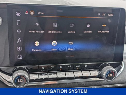 Used 2023 Chevrolet Colorado LT w/ LT Convenience Package III AWD/4WD image 21