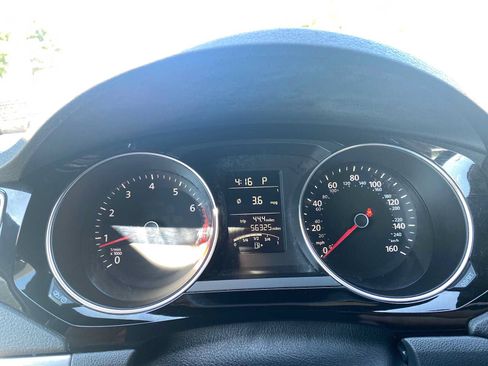 Used 2016 Volkswagen Jetta Sport FWD image 16