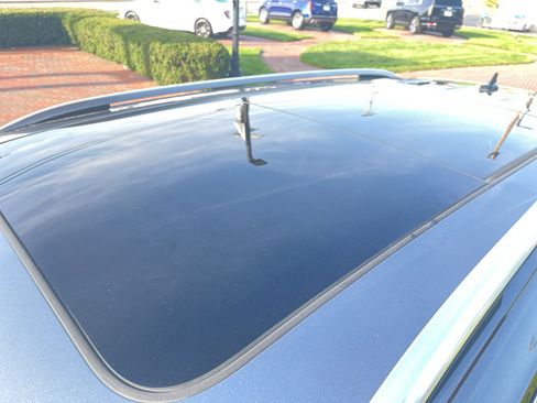 Used 2022 Volkswagen Tiguan SE image 14