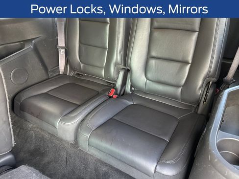 Used 2014 Ford Explorer XLT w/ Equipment Group 202A AWD/4WD image 20