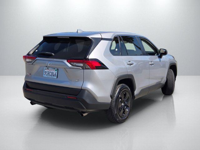 Used 2022 Toyota RAV4 LE w/ Carpet Mat Package (TMS) FWD image 4