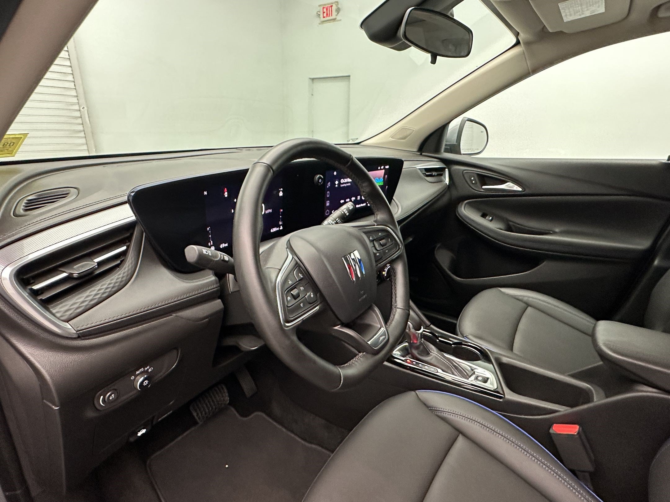 Certified 2025 Buick Encore GX Sport Touring w/ Experience Buick Package AWD/4WD image 4