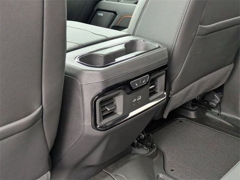 New 2026 GMC Sierra 1500 AT4 w/ AT4 Premium Package image 30