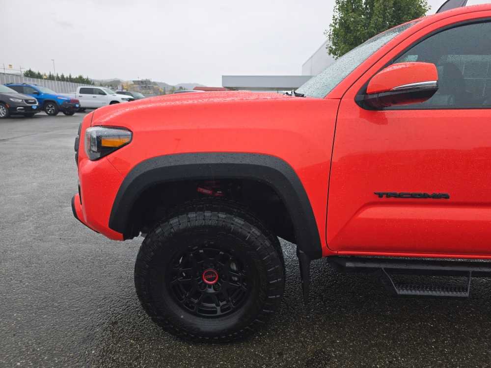 Used 2023 Toyota Tacoma TRD Pro AWD/4WD image 18