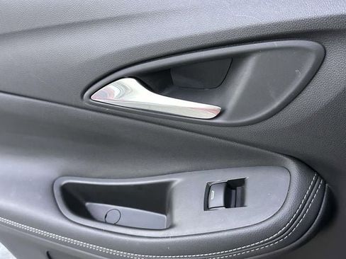 Used 2023 Buick Encore GX Essence w/ Experience Buick Package image 25