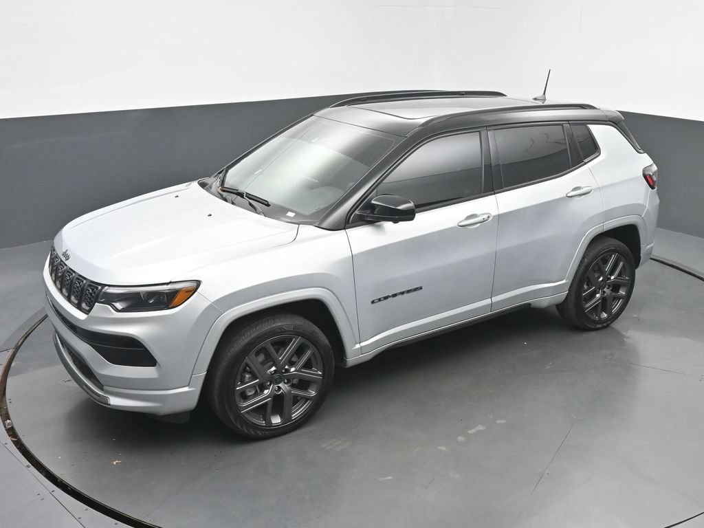 Used 2025 Jeep Compass Limited w/ Driver Assist Group I AWD/4WD image 43