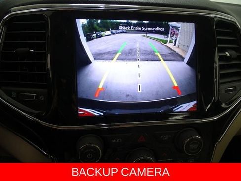Used 2020 Jeep Grand Cherokee Limited AWD/4WD image 17