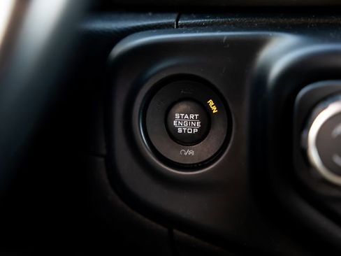 Used 2019 Jeep Wrangler Unlimited Rubicon image 16