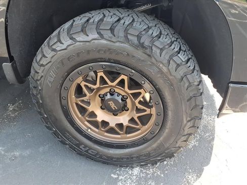 Used 2025 Chevrolet Silverado 1500 RST RWD image 15
