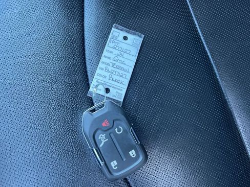 Certified 2024 GMC Terrain SLT w/ Infotainment Package II AWD/4WD image 35