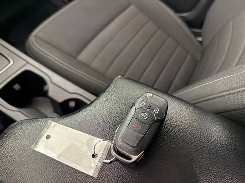 Used 2019 Ford Ranger XLT w/ Equipment Group 302A Luxury AWD/4WD image 19