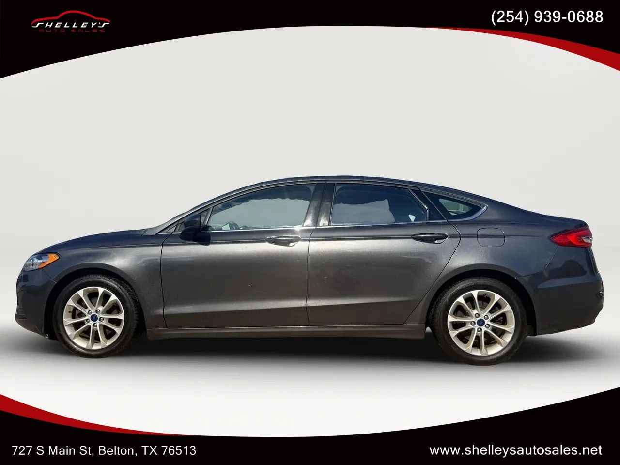 Used 2020 Ford Fusion SE FWD image 1