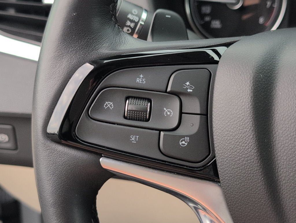 Used 2023 Buick Enclave Essence w/ LPO, Floor Liner Package FWD image 29