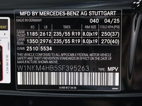 Certified 2025 Mercedes-Benz GLC 300 4MATIC image 31