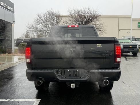 Used 2016 RAM 1500 Sport w/ Black Ram 1500 Sport Group image 6