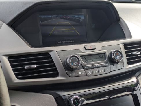 Used 2016 Honda Odyssey EX image 28