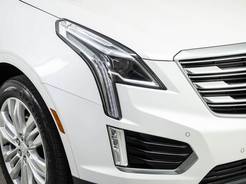 Used 2019 Cadillac XT5 Premium Luxury AWD/4WD image 36