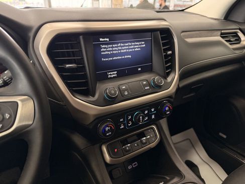 Used 2023 GMC Acadia Denali image 51