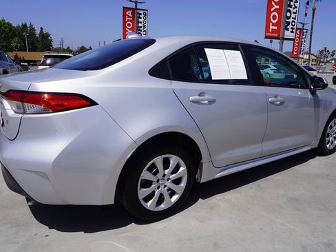 Certified 2025 Toyota Corolla LE FWD image 7