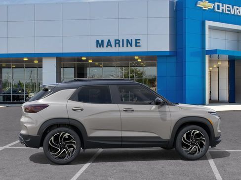New 2026 Chevrolet TrailBlazer RS w/ Convenience Package FWD image 5